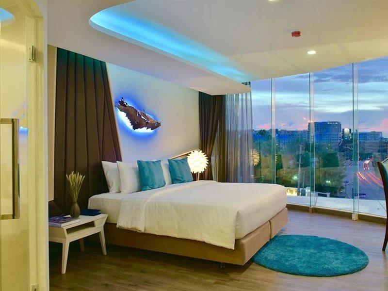 The Xtreme Hotel