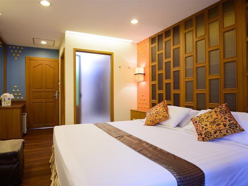 Golden House Hotel Banguecoque