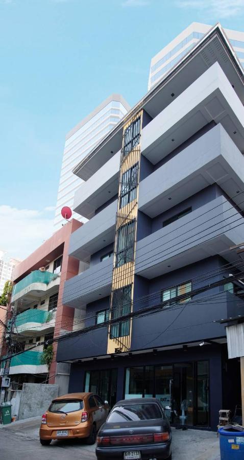 Ratch66 Huai Khwang Mrt