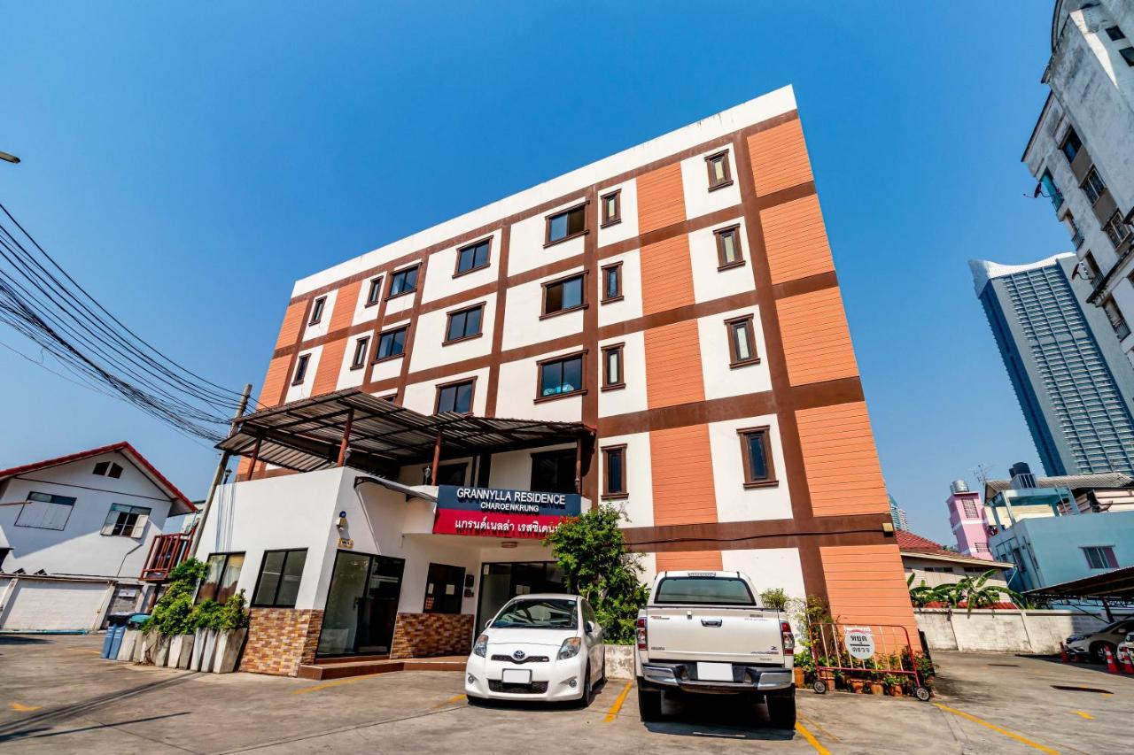 Grannylla Charoenkrung 3*