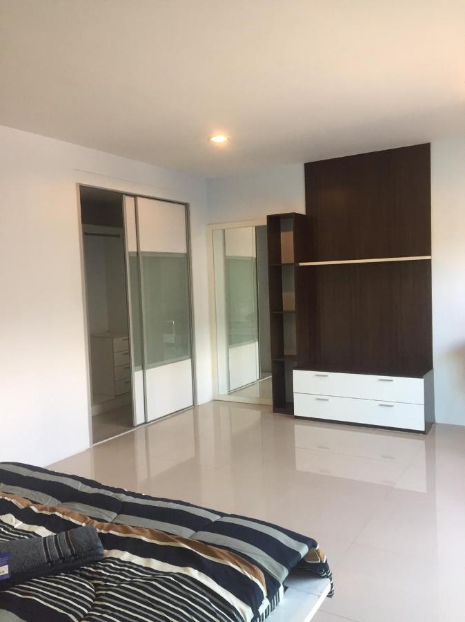 Atroom Hostel
