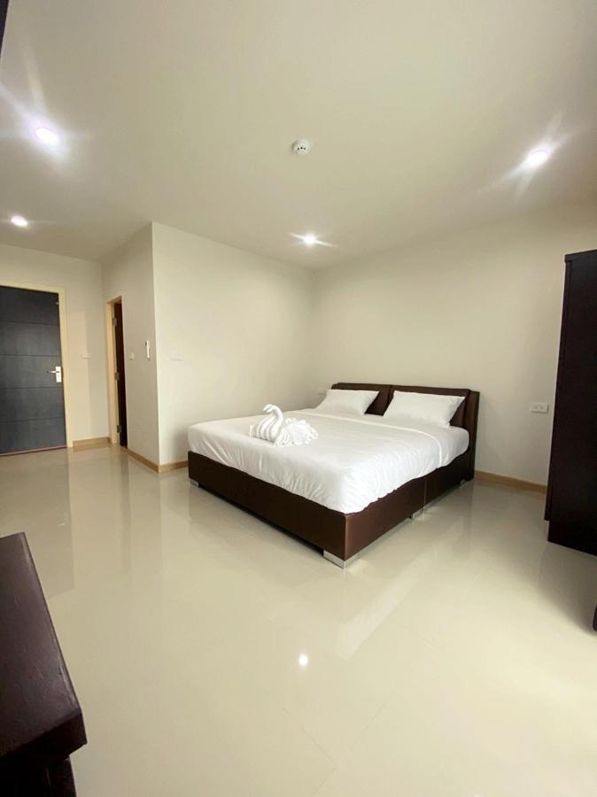 Re Riva Leilighet Bangkok