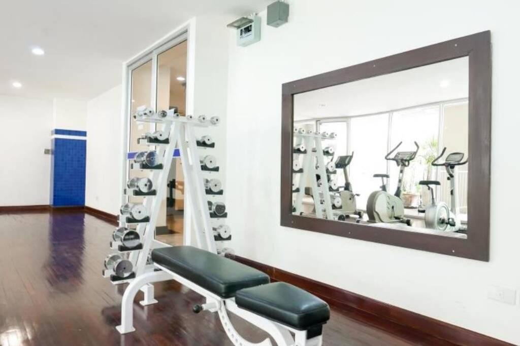 The Glass House Corner Asoke : 1br /wifi/netflix Apartment *