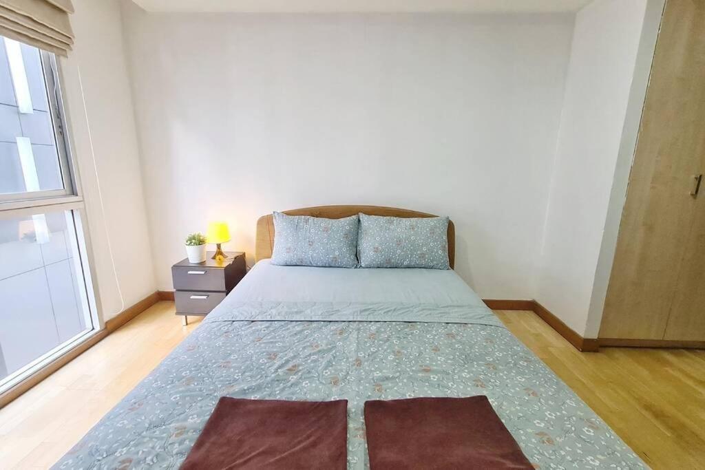 The Glass House Corner Asoke : 1br /wifi/netflix Bangkok