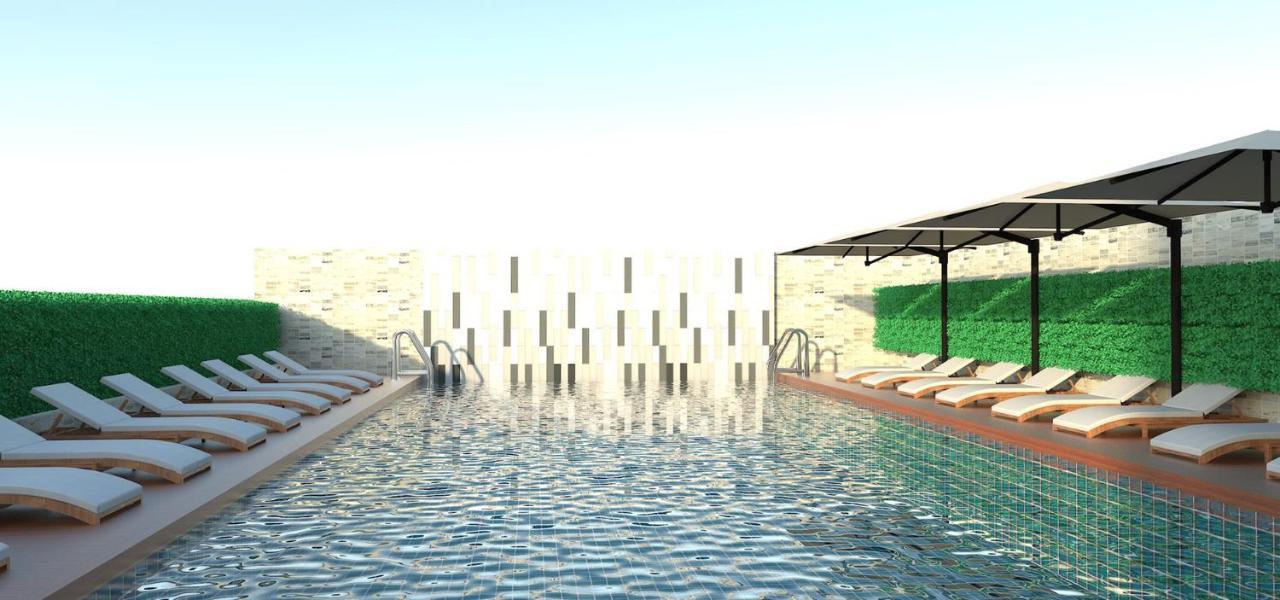 Elegant Airport Hotel