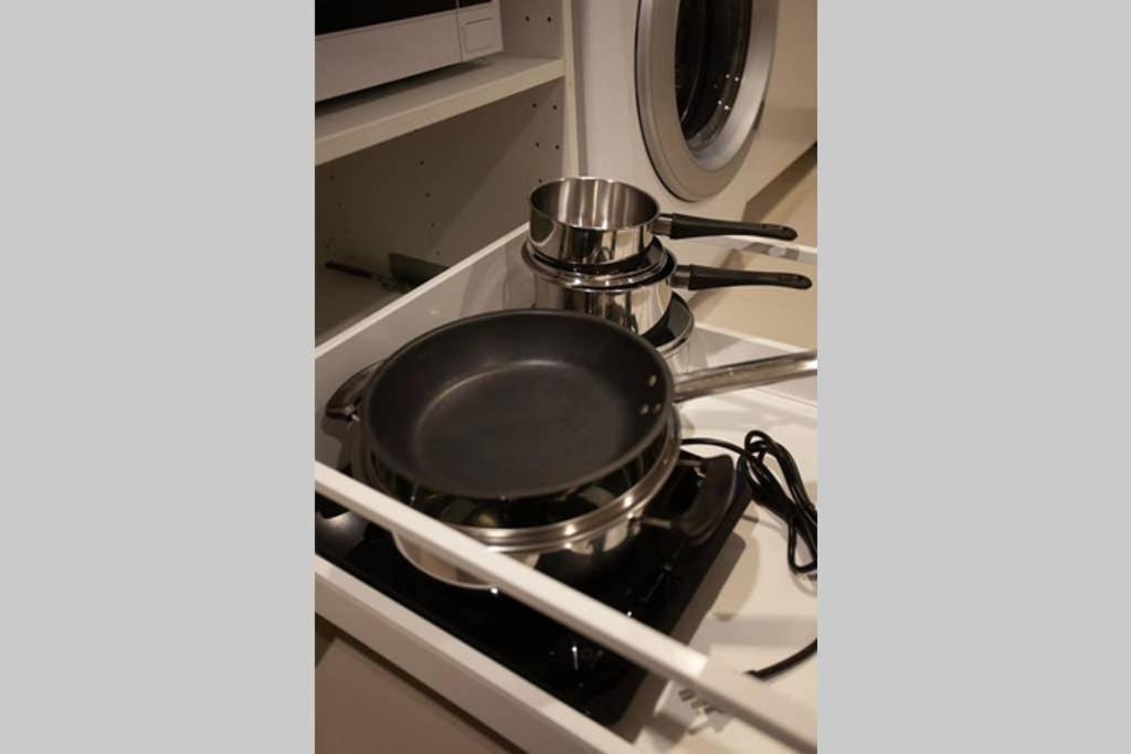 S2 Silom Large 4-6 Guests Full Kitchen Wifi Bangkok
