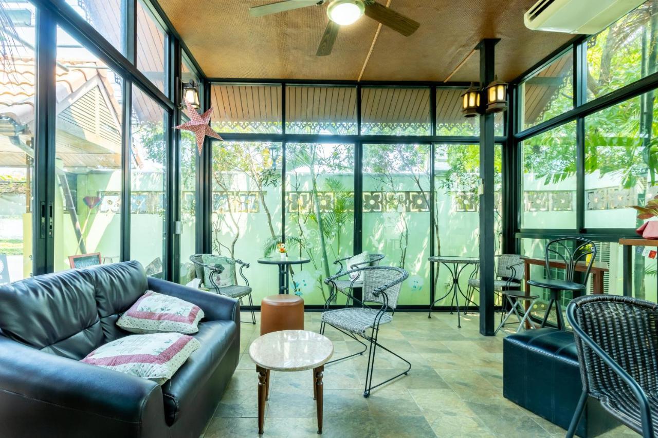Primrose Place Bed & Breakfast Bangkok