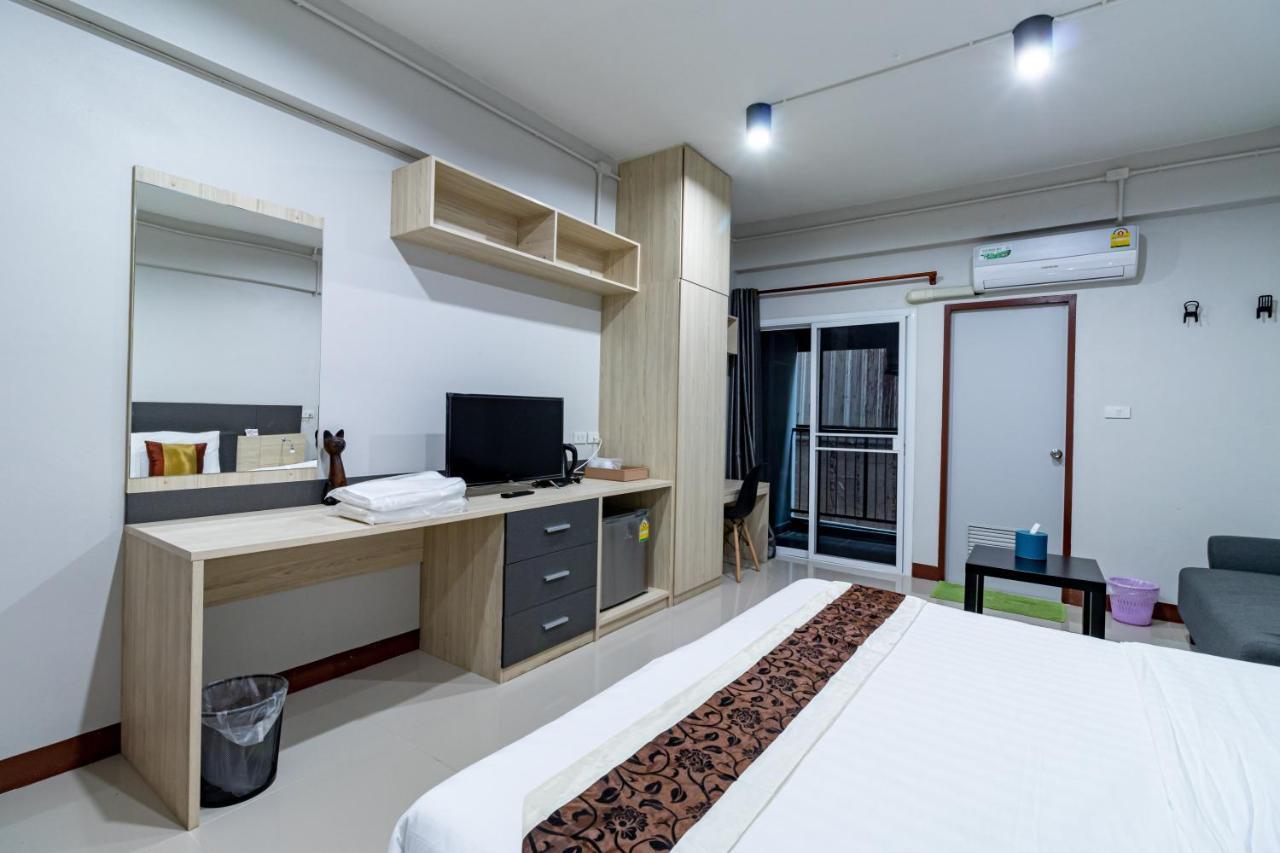 Tree Place Hostel