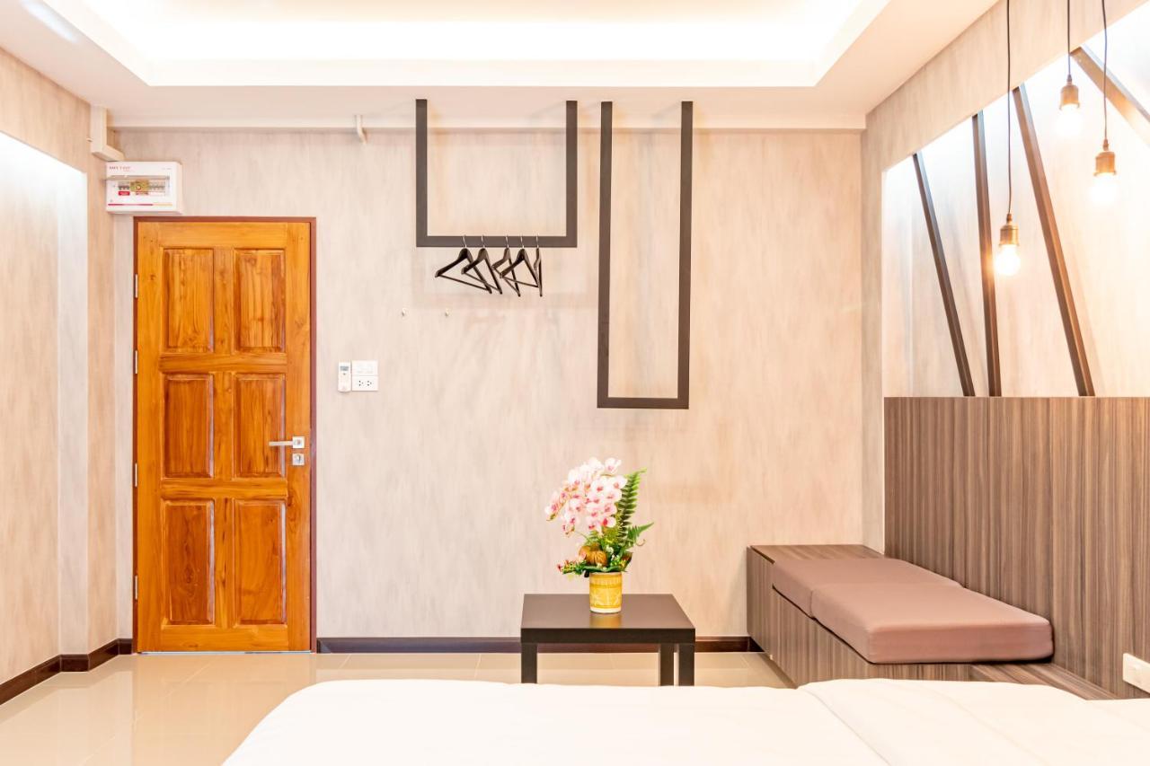 Tree Place Hostel