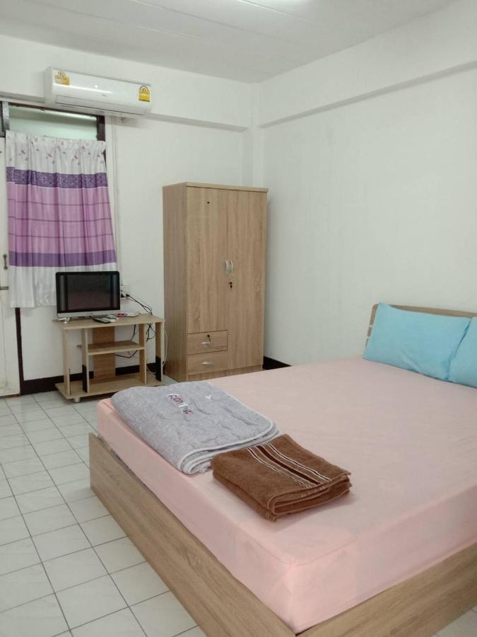 Natcha Place Thammasat Rangsit Apartment