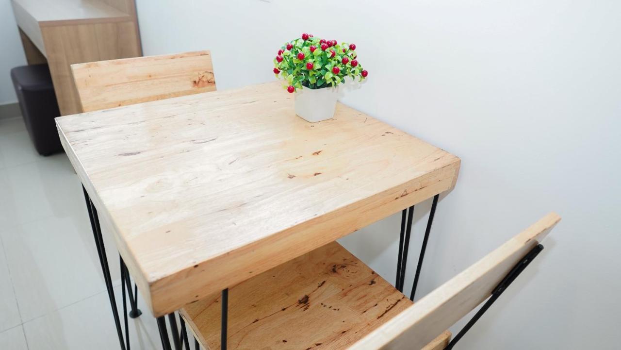 Pearl Place Serviced Huamak Apartment