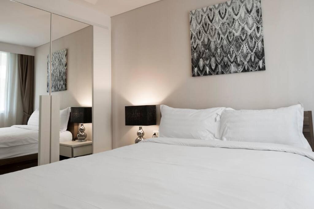 Locals Sathorn Siamese Nang Linchee Apartamento