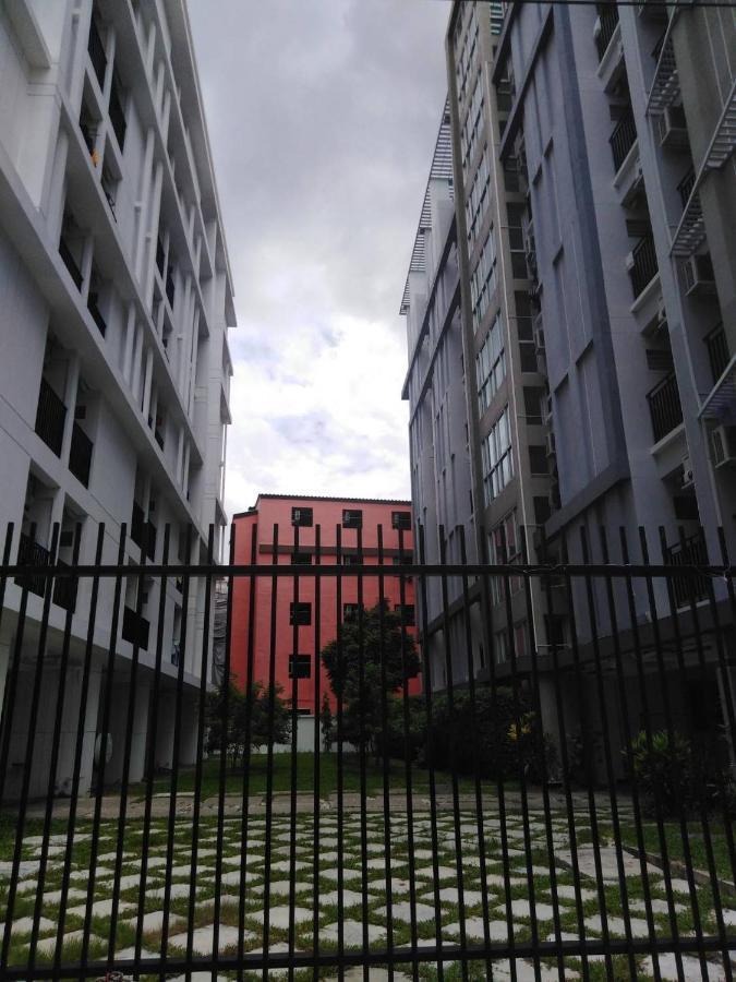 The Prize Apartment *