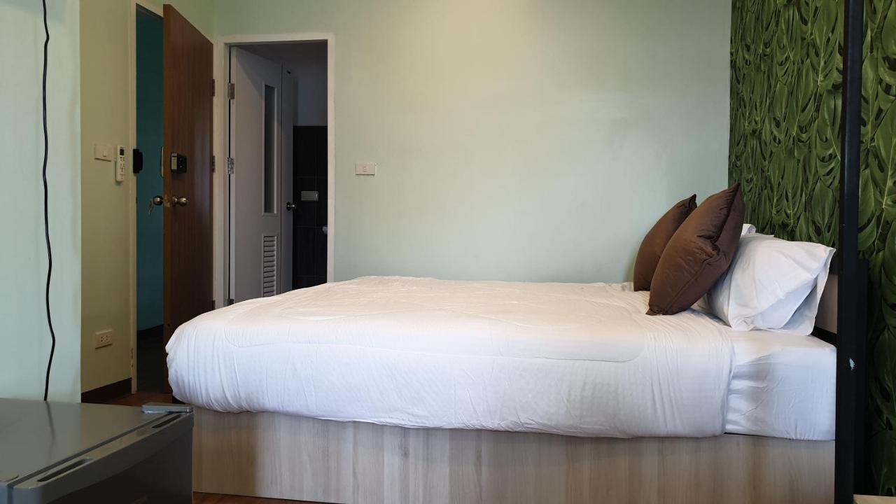 Hostal Nature Village Bangkok