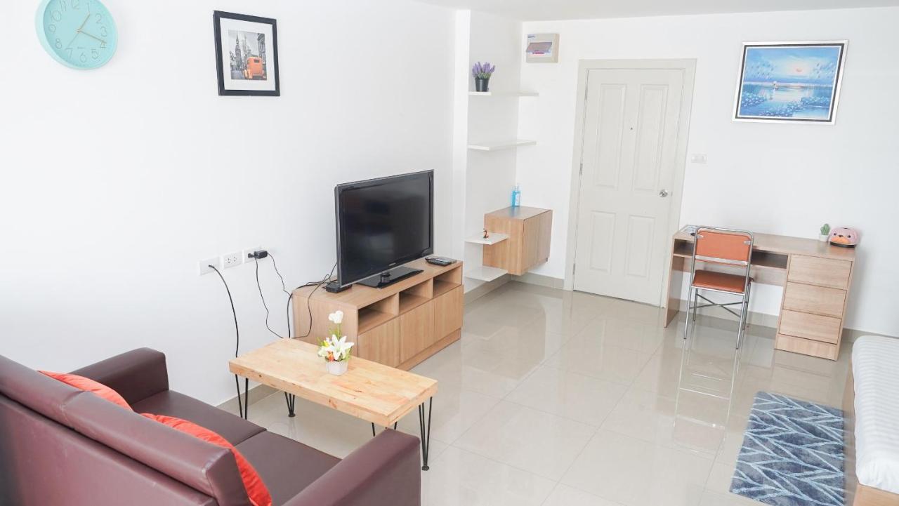 Pearl Place Serviced Huamak Apartment Bangkok
