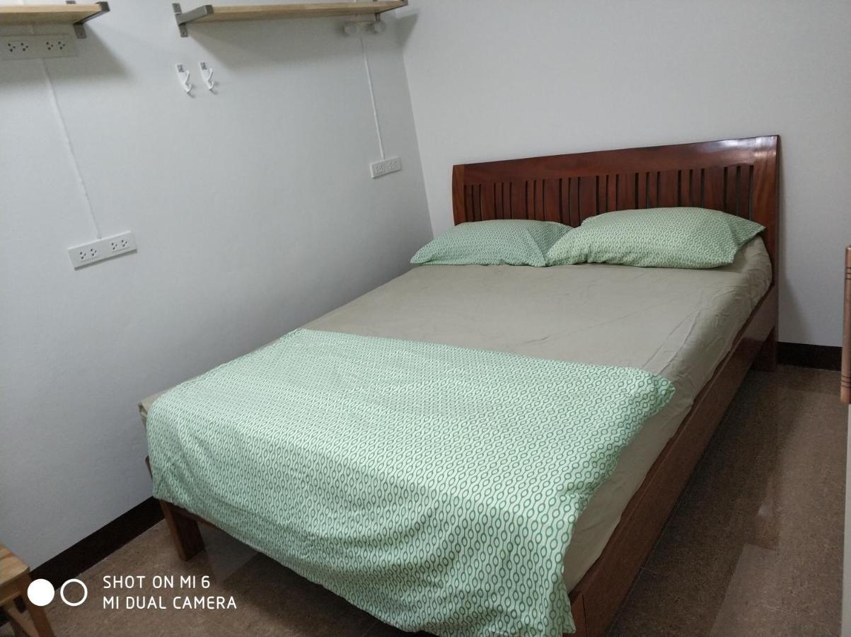 Apartment 18floor Close To Mrtwith 2 Bedrooms In Hua Mak Bangkok