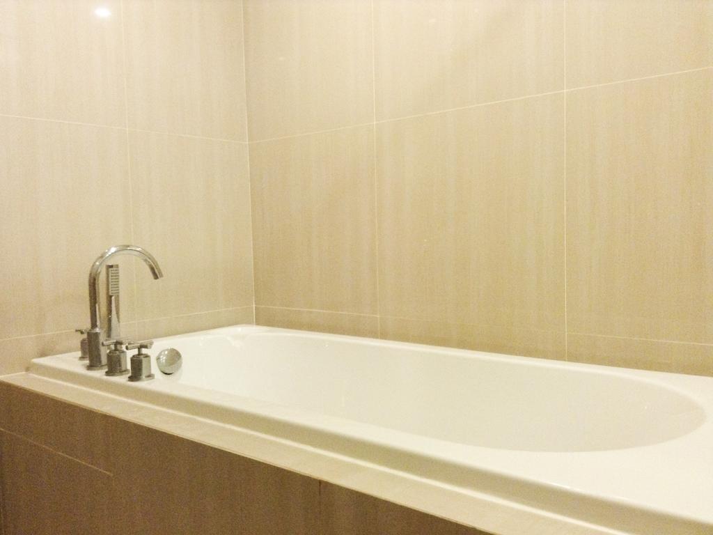 Asoke Hotel 4*