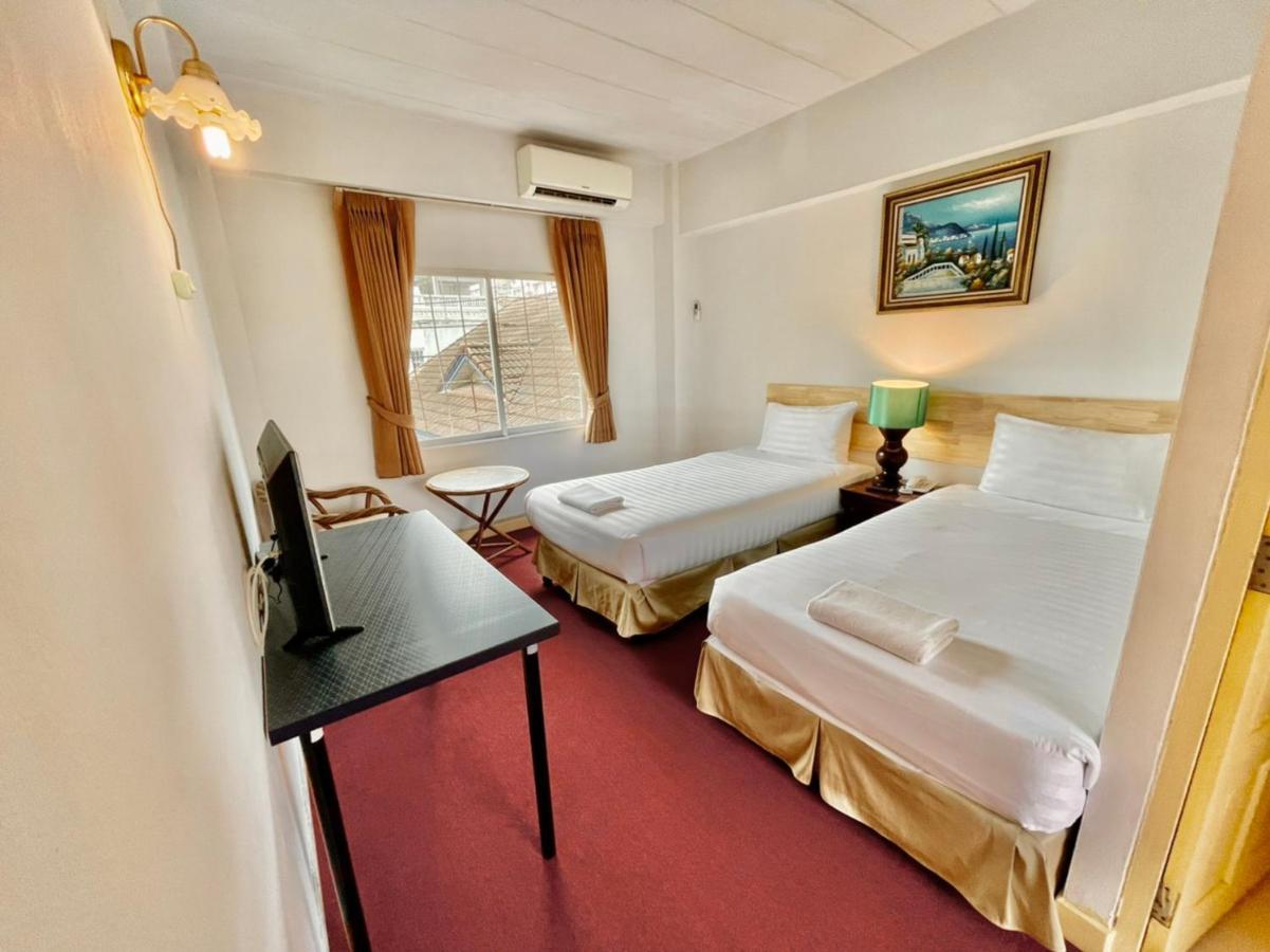 Mango Lagoon Place Hotel
