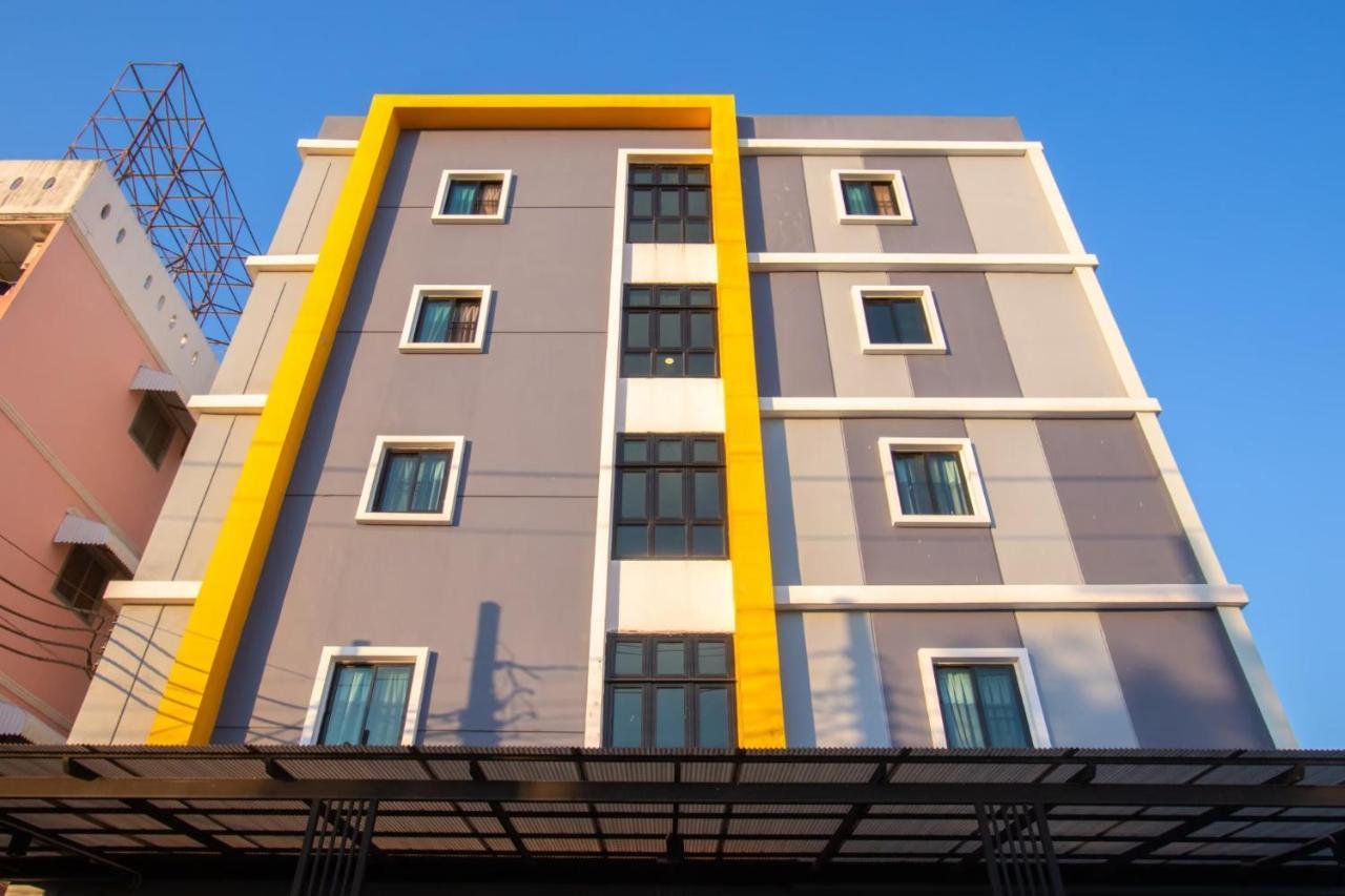 Aparthotel Salinsiri At Lat Krabang Bangkok