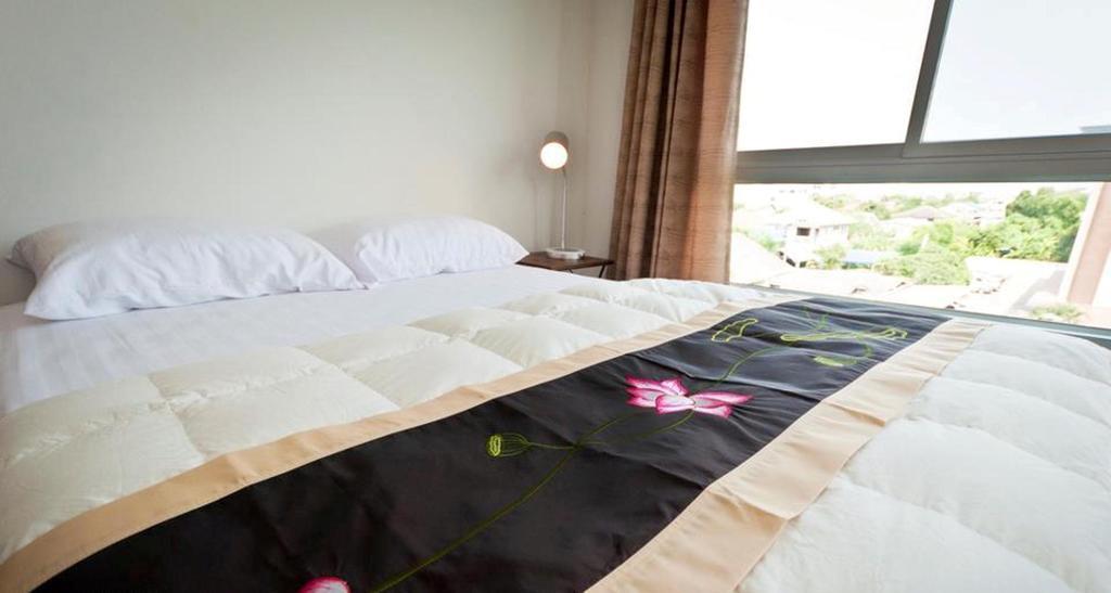 The Meet Aparthotel