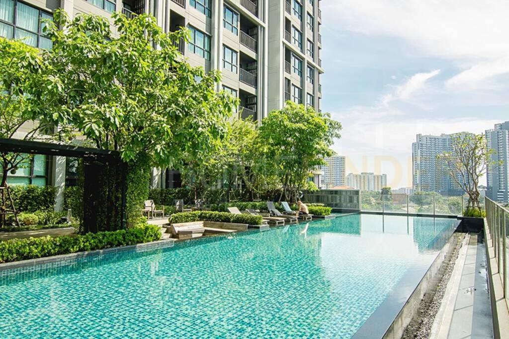 Apartment The Base Park East - Sukhumvit 77