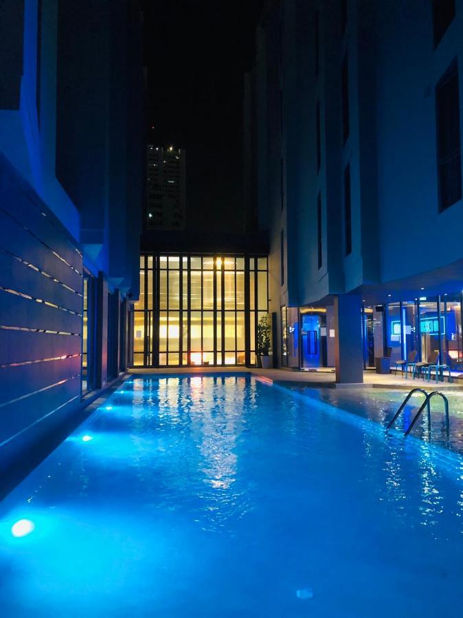The Quarter Silom By Uhg 4* Bangkok