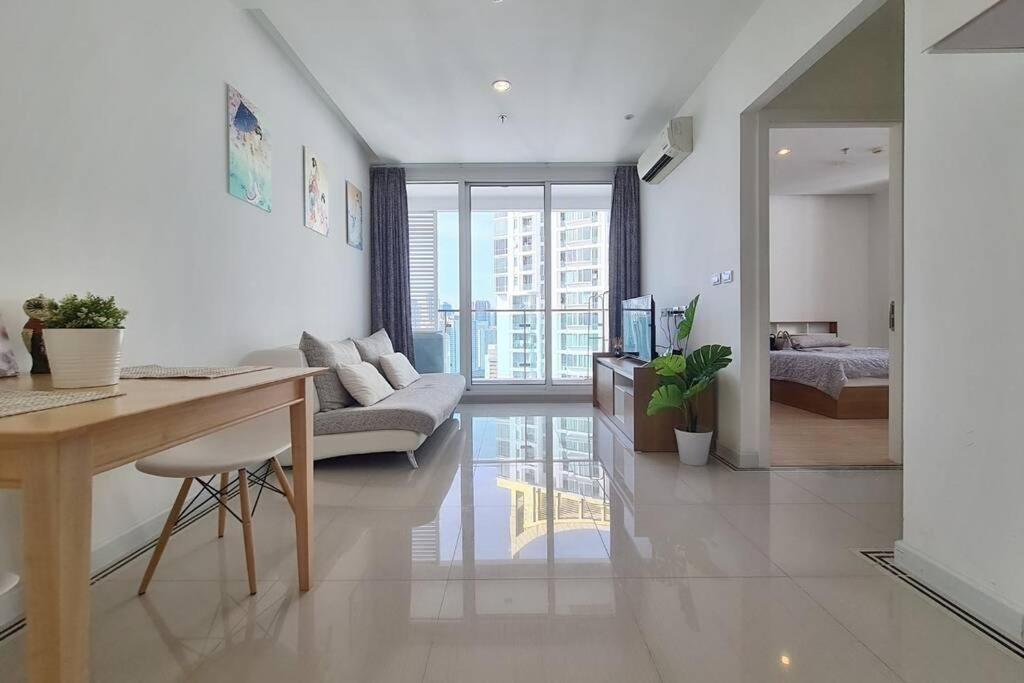 The Muji Inspired 1 Bedroom : Pool/wifi/rama9/rca Apartment Bangkok