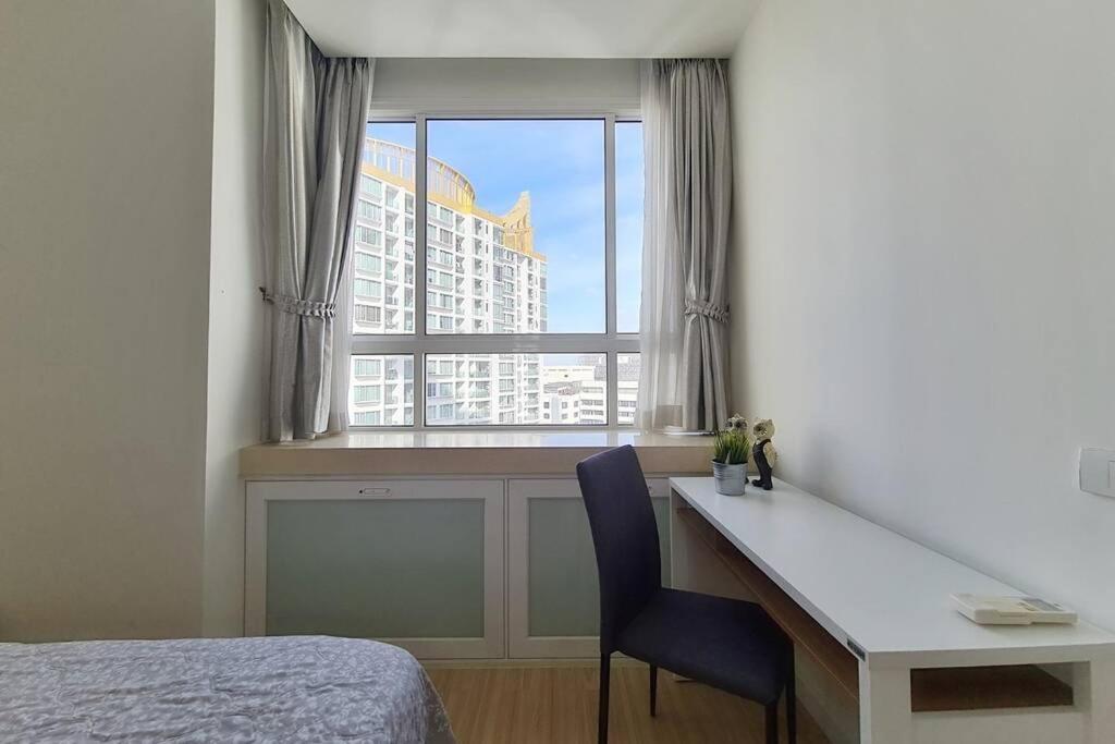 The Muji Inspired 1 Bedroom : Pool/wifi/rama9/rca Apartment