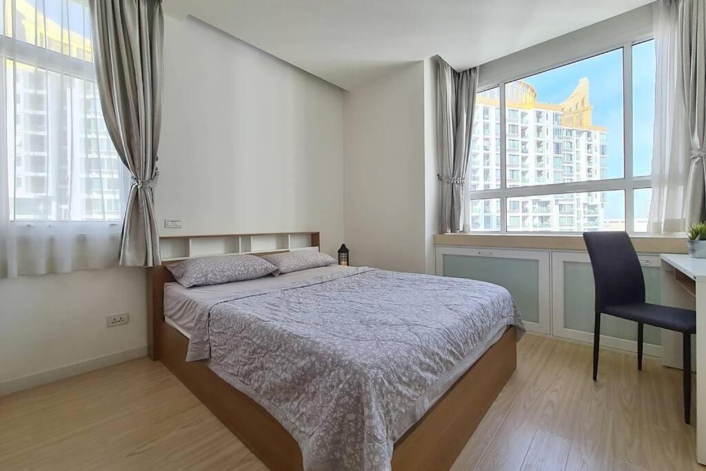 The Muji Inspired 1 Bedroom : Pool/wifi/rama9/rca Apartment