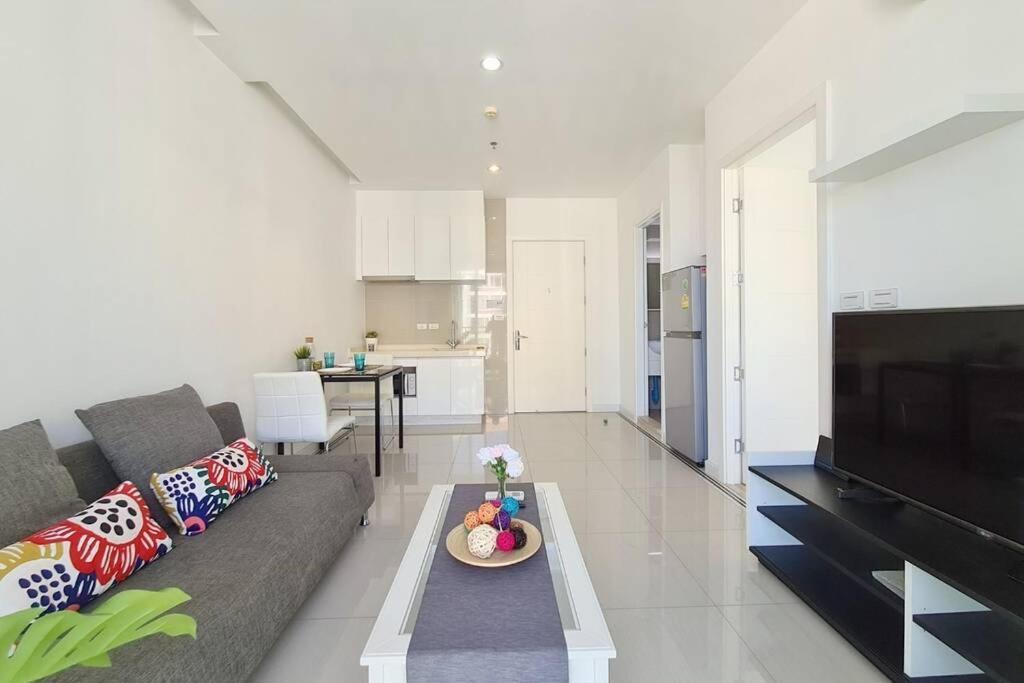 Apartment The Cloud Sky Rama9 : 1br Wifi Pool Rca Bangkok