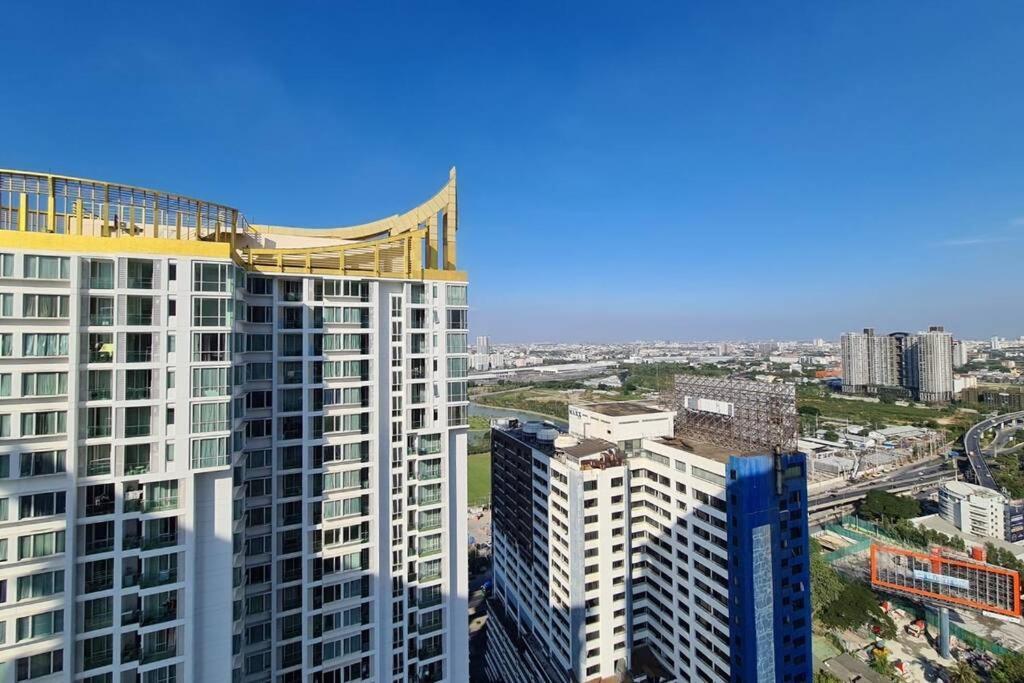 Apartment The Cloud Sky Rama9 : 1br Wifi Pool Rca *