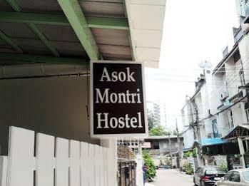 Asok Montri *