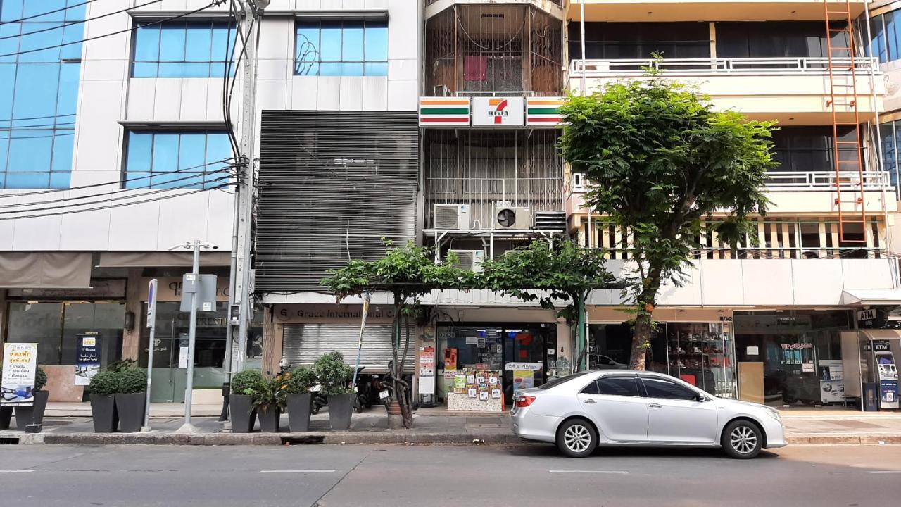 Khách sạn Plaza Nana Bangkok