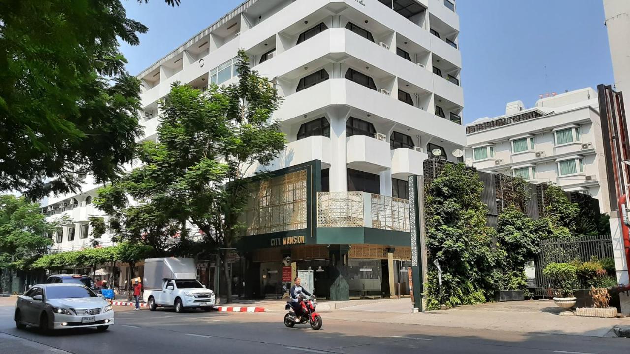 Khách sạn Plaza Nana Bangkok