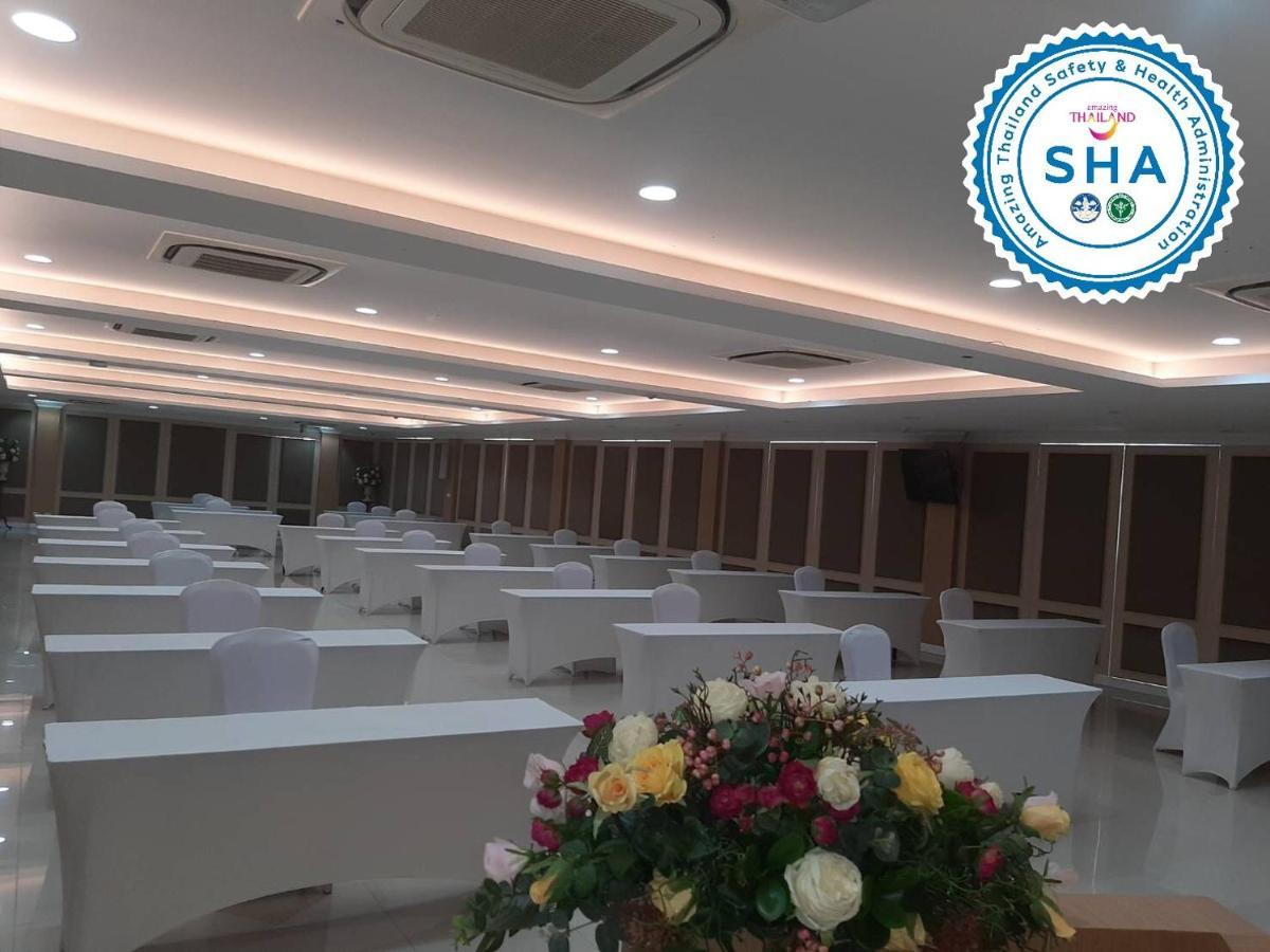 S Hotel, Navamin Hotell 4*