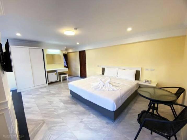 Hotell Rest@ratchada