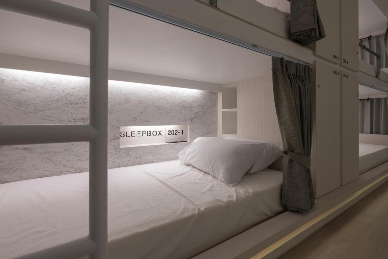 Vandrerhjem Sleep Box Sukhumvit 22 *