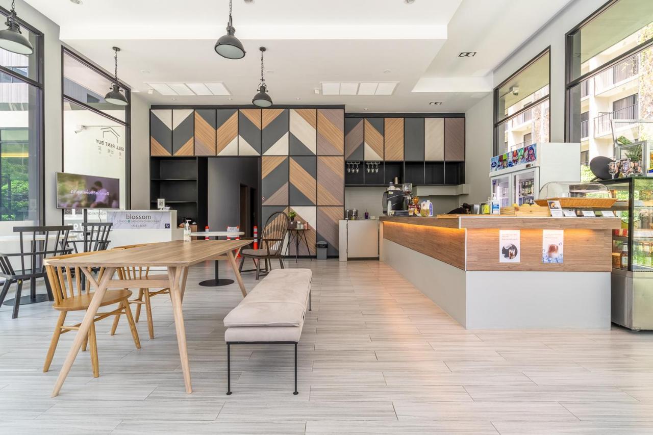 Apartment Blossom @ Sathorn Chareonrat
