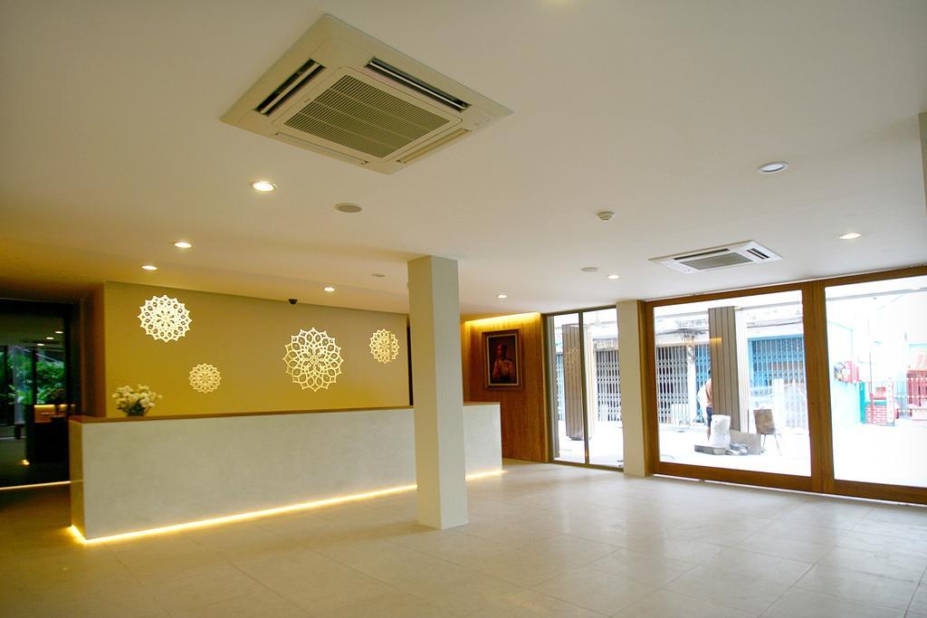 Chern Vandrerhjem Bangkok