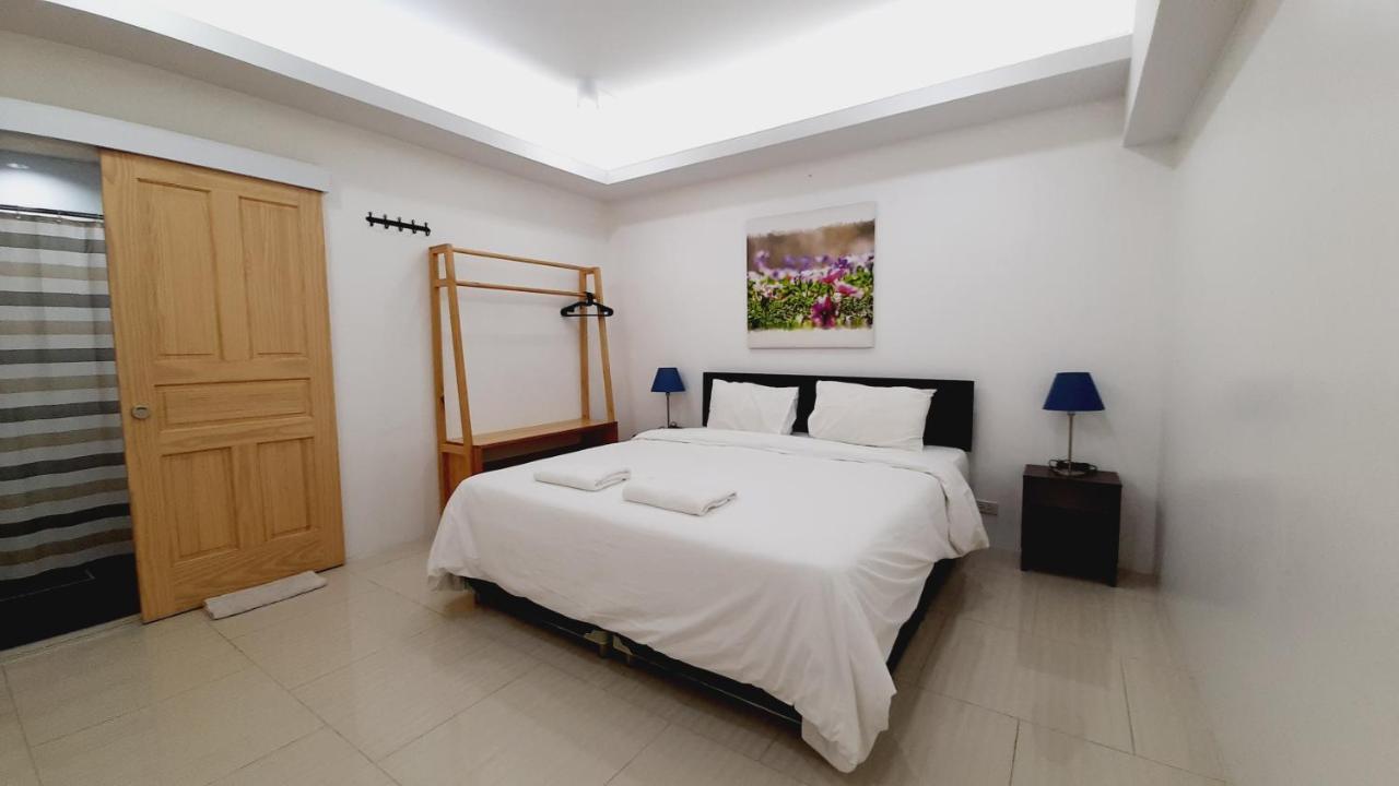 Plaza Nana Khách sạn