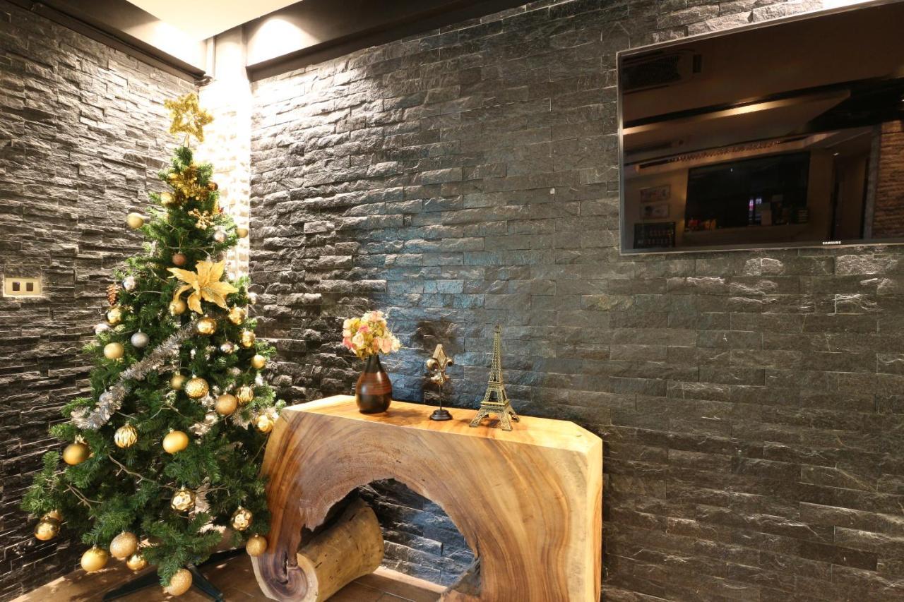 Htel Hotel