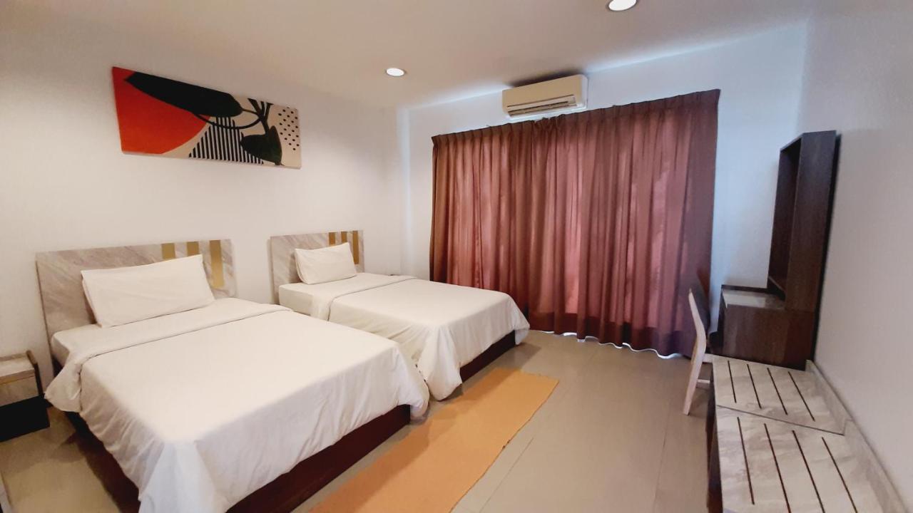 Khách sạn Plaza Nana 3*