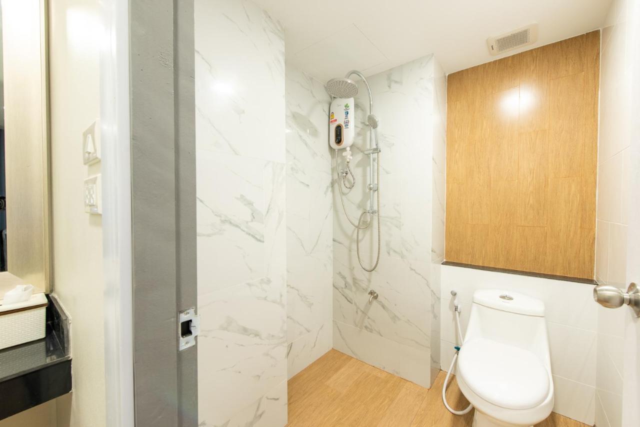Metro Ratchada 36 Hotel 3*