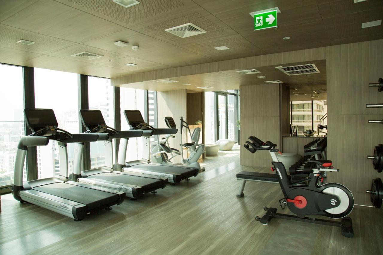 Sukhumvit 11#luxury#pool#gym#bts Nana&mrt Sukhumvit#1br#max4ppl Apartemen