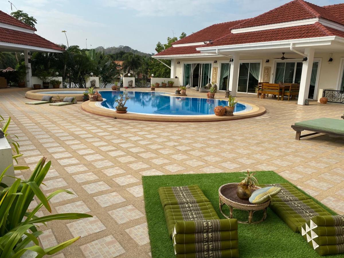 Villa Rachawadee *