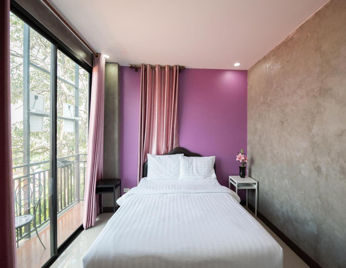 Hotel 5 Chang Palace 2*