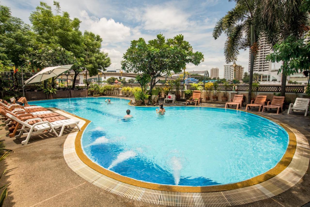 New Siam Riverside 3*