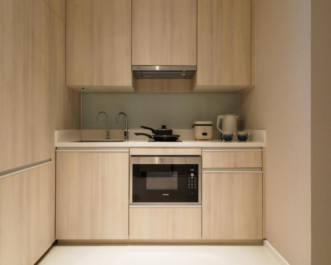Sukhumvit 11#luxury#pool#gym#bts Nana&mrt Sukhumvit#1br#max4ppl Apartemen