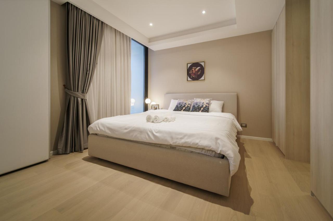 Sukhumvit 11#luxury#pool#gym#bts Nana&mrt Sukhumvit#1br#max4ppl Apartemen