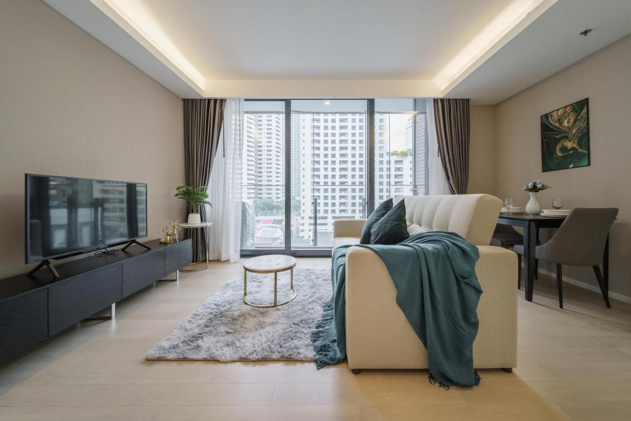 Sukhumvit 11#luxury#pool#gym#bts Nana&mrt Sukhumvit#1br#max4ppl Apartemen Bangkok